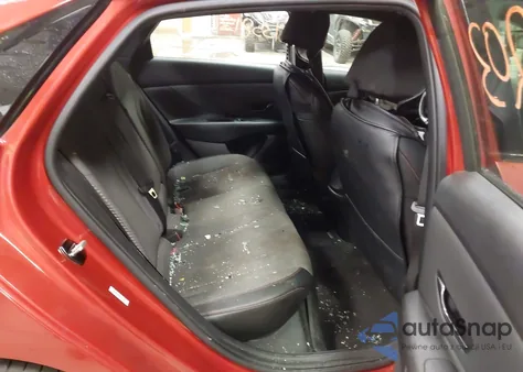 2022 Hyundai Elantra N Line z USA, uszkodzony, nr VIN KMHLR4AF5NU341841